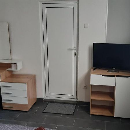 Ая Apartment Vratsa Bagian luar foto
