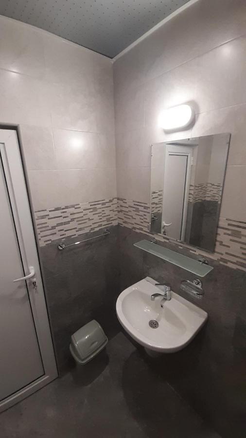 Ая Apartment Vratsa Bagian luar foto