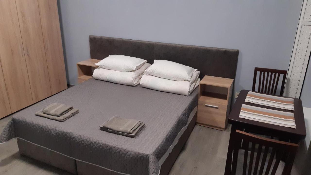 Ая Apartment Vratsa Bagian luar foto
