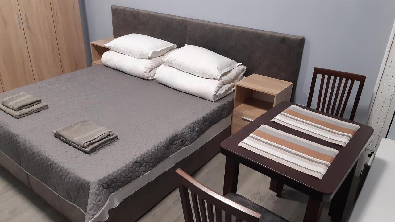 Ая Apartment Vratsa Bagian luar foto